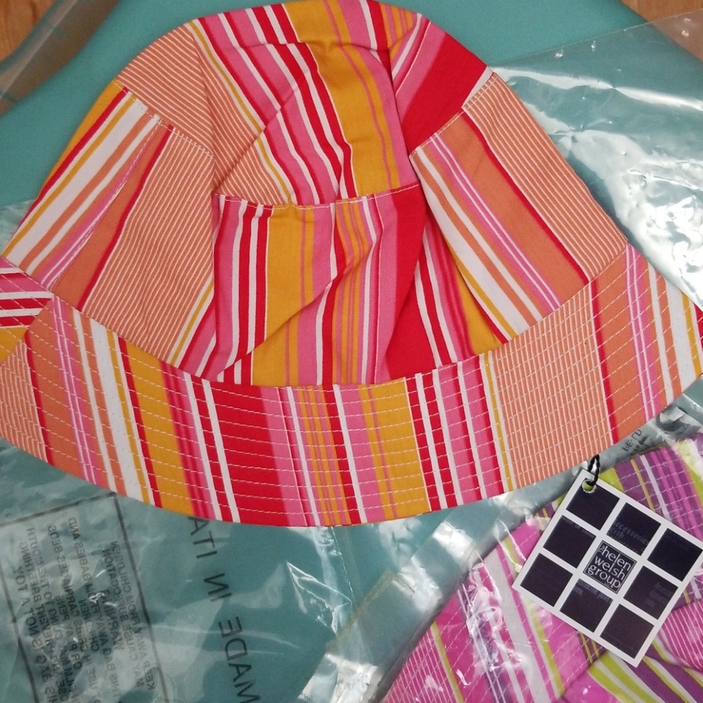 🎶Summer-y foldable hat, great for vacay, orange